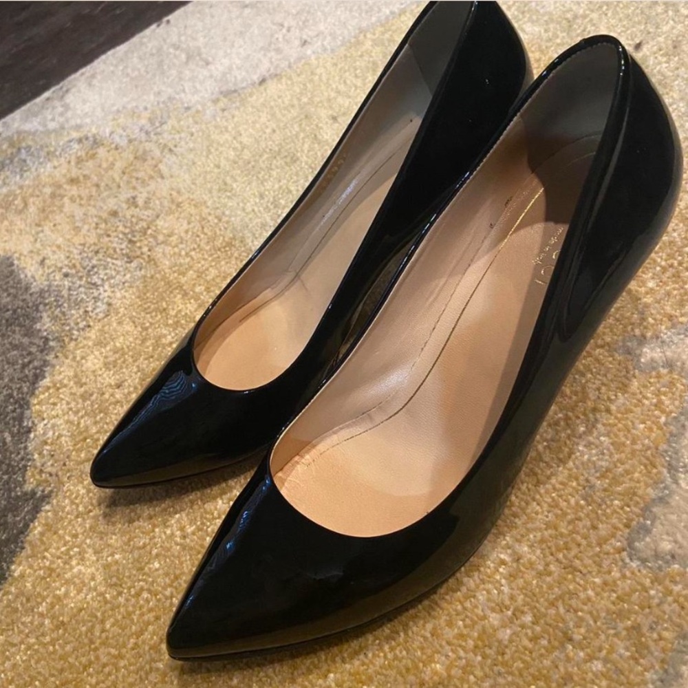 Gucci Black Patent Leather Heels w/ Box & Dustbag